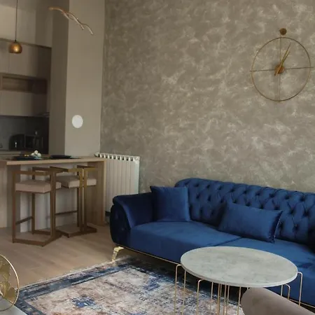 Six Apartament *